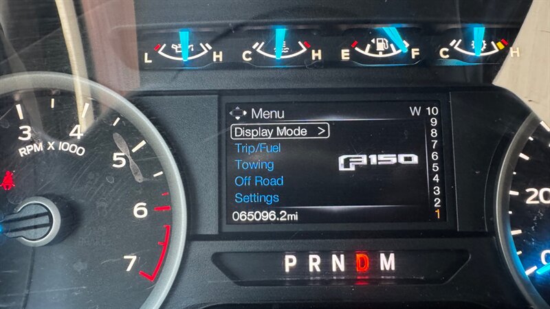 2017 Ford F-150 XLT photo 14