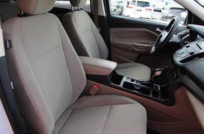 2018 Ford Escape SE - Photo 19 - Albuquerque, NM 87107