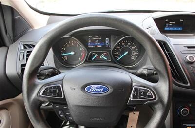 2018 Ford Escape SE - Photo 15 - Albuquerque, NM 87107