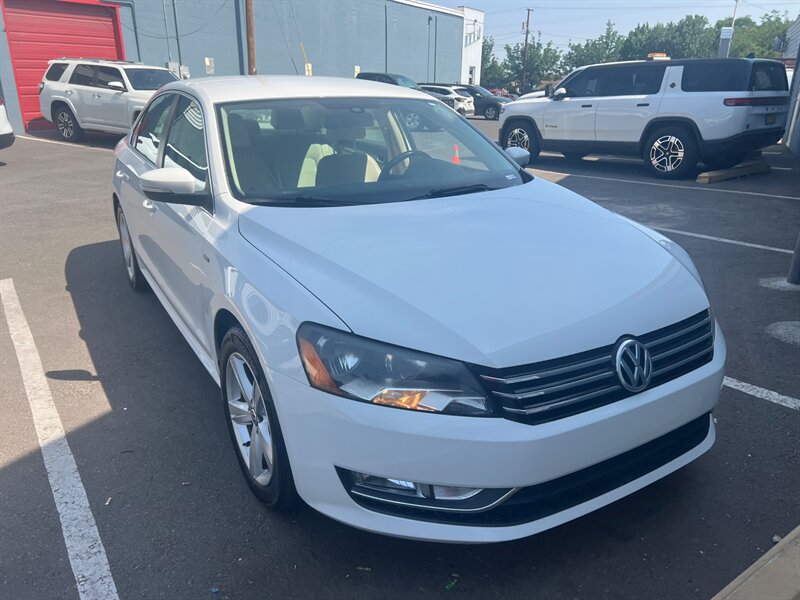2015 Volkswagen Passat 1.8T S   - Photo 1 - Albuquerque, NM 87107
