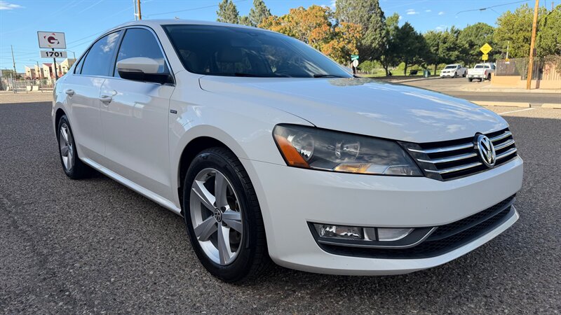 2015 Volkswagen Passat 1.8T S   - Photo 1 - Albuquerque, NM 87107