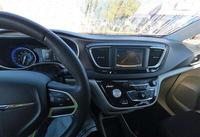 2022 Chrysler Voyager LX   - Photo 12 - Albuquerque, NM 87107