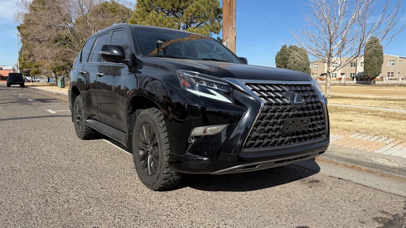 2023 Lexus GX 460 AWD  