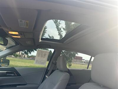 2016 Honda Accord EX-L V6 w/Navi w/Honda Se   - Photo 17 - Albuquerque, NM 87107