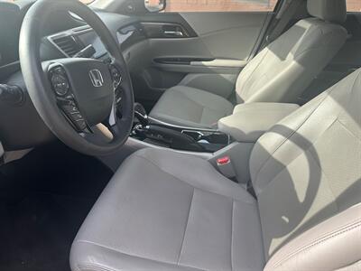 2016 Honda Accord EX-L V6 w/Navi w/Honda Se   - Photo 24 - Albuquerque, NM 87107