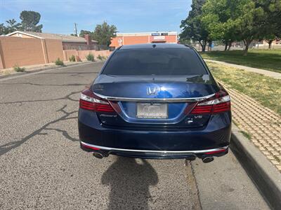 2016 Honda Accord EX-L V6 w/Navi w/Honda Se   - Photo 8 - Albuquerque, NM 87107