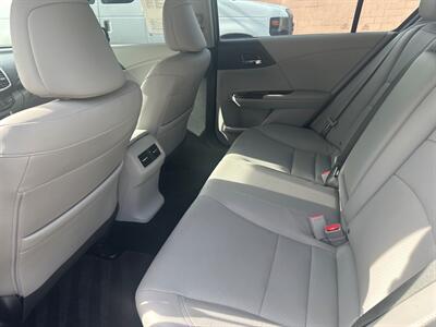 2016 Honda Accord EX-L V6 w/Navi w/Honda Se   - Photo 23 - Albuquerque, NM 87107