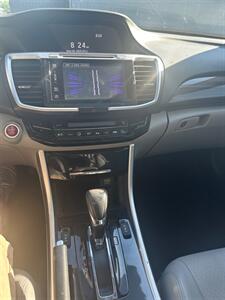 2016 Honda Accord EX-L V6 w/Navi w/Honda Se   - Photo 15 - Albuquerque, NM 87107