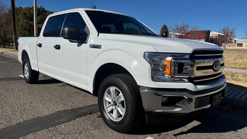 2019 Ford F-150 XLT   - Photo 1 - Albuquerque, NM 87107