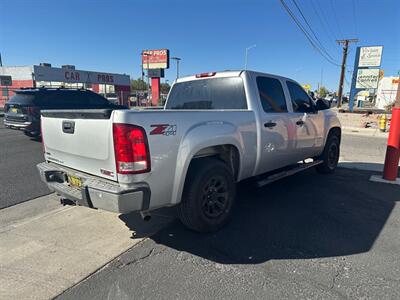 2011 GMC Sierra 1500 SLE Z71 4x4   - Photo 5 - Albuquerque, NM 87107