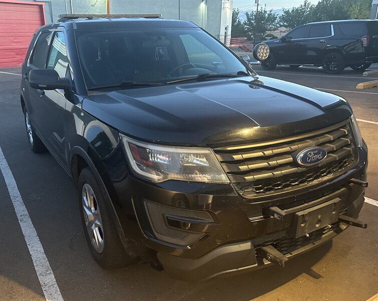 2017 Ford Explorer Police Interceptor Utilit   - Photo 1 - Albuquerque, NM 87107