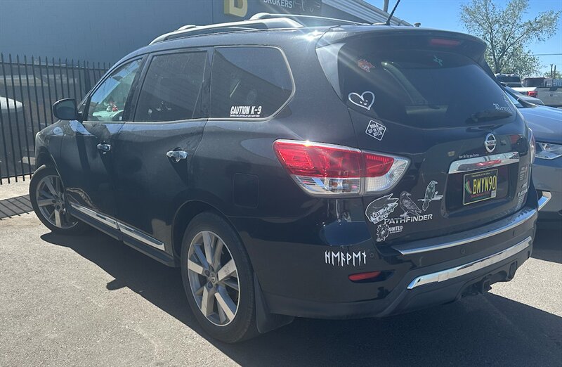 2016 Nissan Pathfinder S   - Photo 1 - Albuquerque, NM 87107