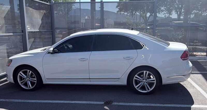 2015 Volkswagen Passat 2.0L TDI SEL Premium   - Photo 1 - Albuquerque, NM 87107