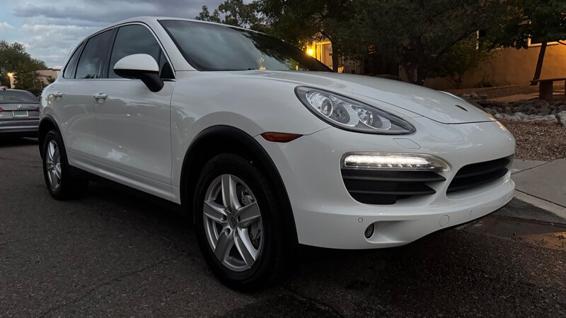 2014 Porsche Cayenne S  