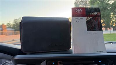 2019 Toyota Tacoma TRD Off-Road   - Photo 19 - Albuquerque, NM 87107