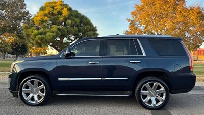 2017 Cadillac Escalade Luxury   - Photo 5 - Albuquerque, NM 87107