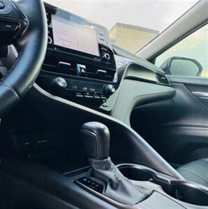 2021 Toyota Camry SE   - Photo 4 - Albuquerque, NM 87107