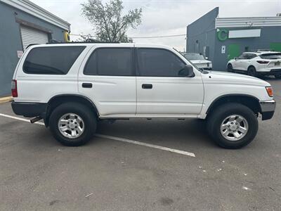 1997 Toyota 4Runner SR5   - Photo 8 - Albuquerque, NM 87107