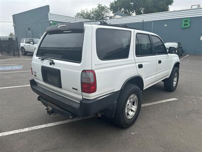 1997 Toyota 4Runner SR5   - Photo 7 - Albuquerque, NM 87107