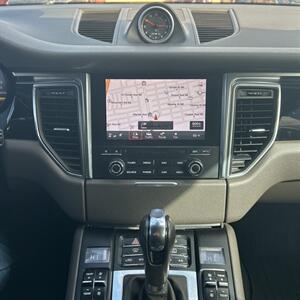 2017 Porsche Macan S   - Photo 17 - Albuquerque, NM 87107