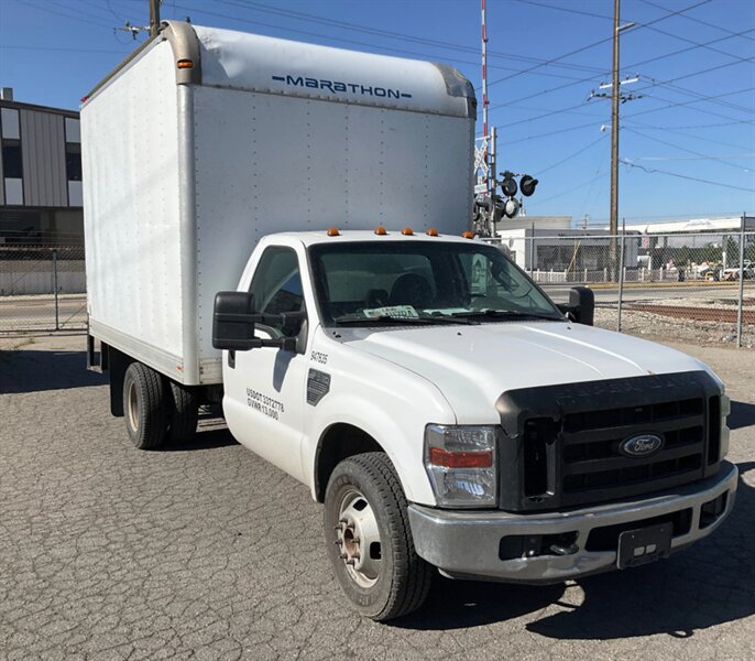 2009 Ford F-350 MOVING TRUCK   - Photo 1 - Albuquerque, NM 87107