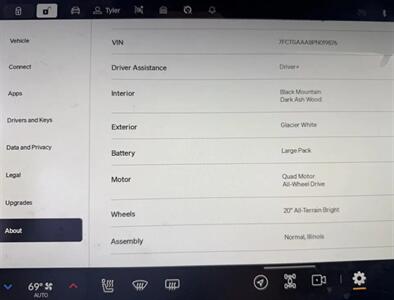 2023 Rivian R1T Adventure Quad Motor AWD   - Photo 15 - Albuquerque, NM 87107