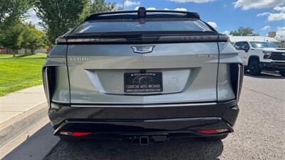 2024 Cadillac LYRIQ Luxury 2   - Photo 8 - Albuquerque, NM 87107