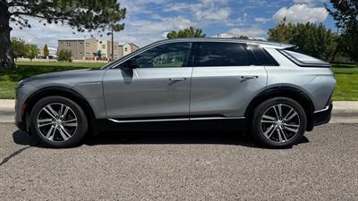 2024 Cadillac LYRIQ Luxury 2   - Photo 5 - Albuquerque, NM 87107