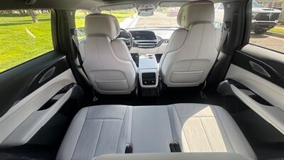 2024 Cadillac LYRIQ Luxury 2   - Photo 15 - Albuquerque, NM 87107
