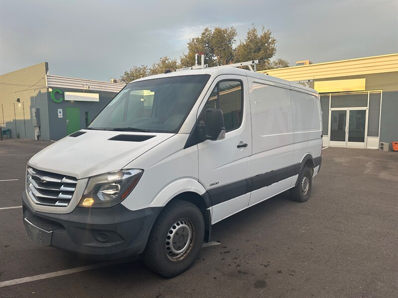 2014 Freightliner Sprinter 2500 Cargo High Roof w/144