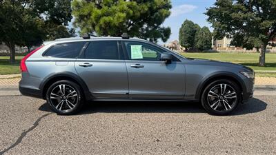 2018 Volvo V90 Cross Country T5   - Photo 9 - Albuquerque, NM 87107