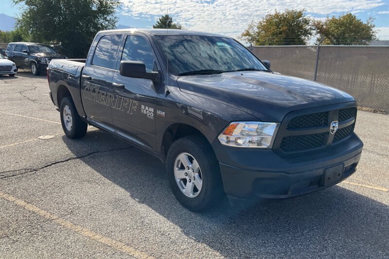 2022 RAM Ram 1500 Classic Crew Cab 4x4   - Photo 1 - Albuquerque, NM 87107
