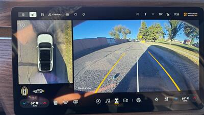 2023 Rivian R1S Adventure Quad   - Photo 25 - Albuquerque, NM 87107