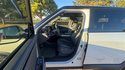 2023 Rivian R1S Adventure Quad   - Photo 19 - Albuquerque, NM 87107