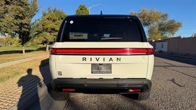 2023 Rivian R1S Adventure Quad   - Photo 9 - Albuquerque, NM 87107
