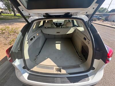 2018 Buick Regal Essence   - Photo 12 - Albuquerque, NM 87107