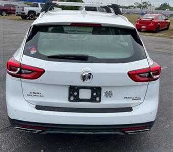 2018 Buick Regal Essence   - Photo 8 - Albuquerque, NM 87107