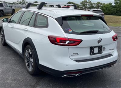 2018 Buick Regal Essence   - Photo 7 - Albuquerque, NM 87107