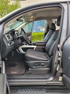 2019 Nissan Titan PRO-4X   - Photo 10 - Albuquerque, NM 87110