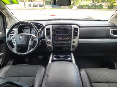 2019 Nissan Titan PRO-4X   - Photo 11 - Albuquerque, NM 87110