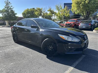 2018 Nissan Altima 2.5 SV   - Photo 2 - Albuquerque, NM 87110