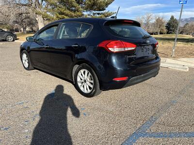 2017 Kia Forte5 LX   - Photo 6 - Albuquerque, NM 87110