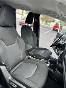 2017 Jeep Renegade Latitude   - Photo 19 - Albuquerque, NM 87110