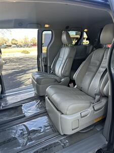 2013 Toyota Sienna XLE 7-Passenger   - Photo 20 - Albuquerque, NM 87110