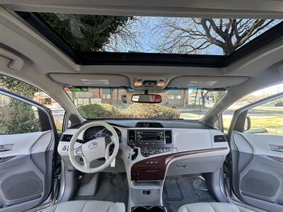 2013 Toyota Sienna XLE 7-Passenger   - Photo 12 - Albuquerque, NM 87110