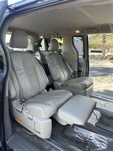 2013 Toyota Sienna XLE 7-Passenger   - Photo 22 - Albuquerque, NM 87110