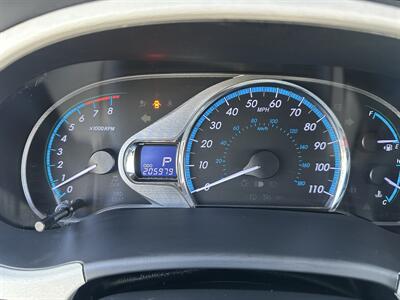 2013 Toyota Sienna XLE 7-Passenger   - Photo 15 - Albuquerque, NM 87110