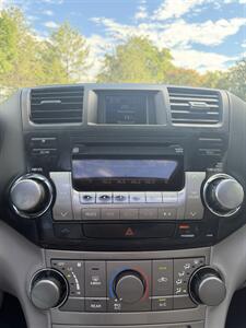 2012 Toyota Highlander SE   - Photo 14 - Albuquerque, NM 87110