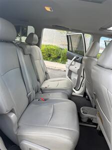 2012 Toyota Highlander SE   - Photo 19 - Albuquerque, NM 87110