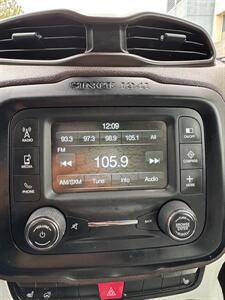 2015 Jeep Renegade Latitude   - Photo 14 - Albuquerque, NM 87110